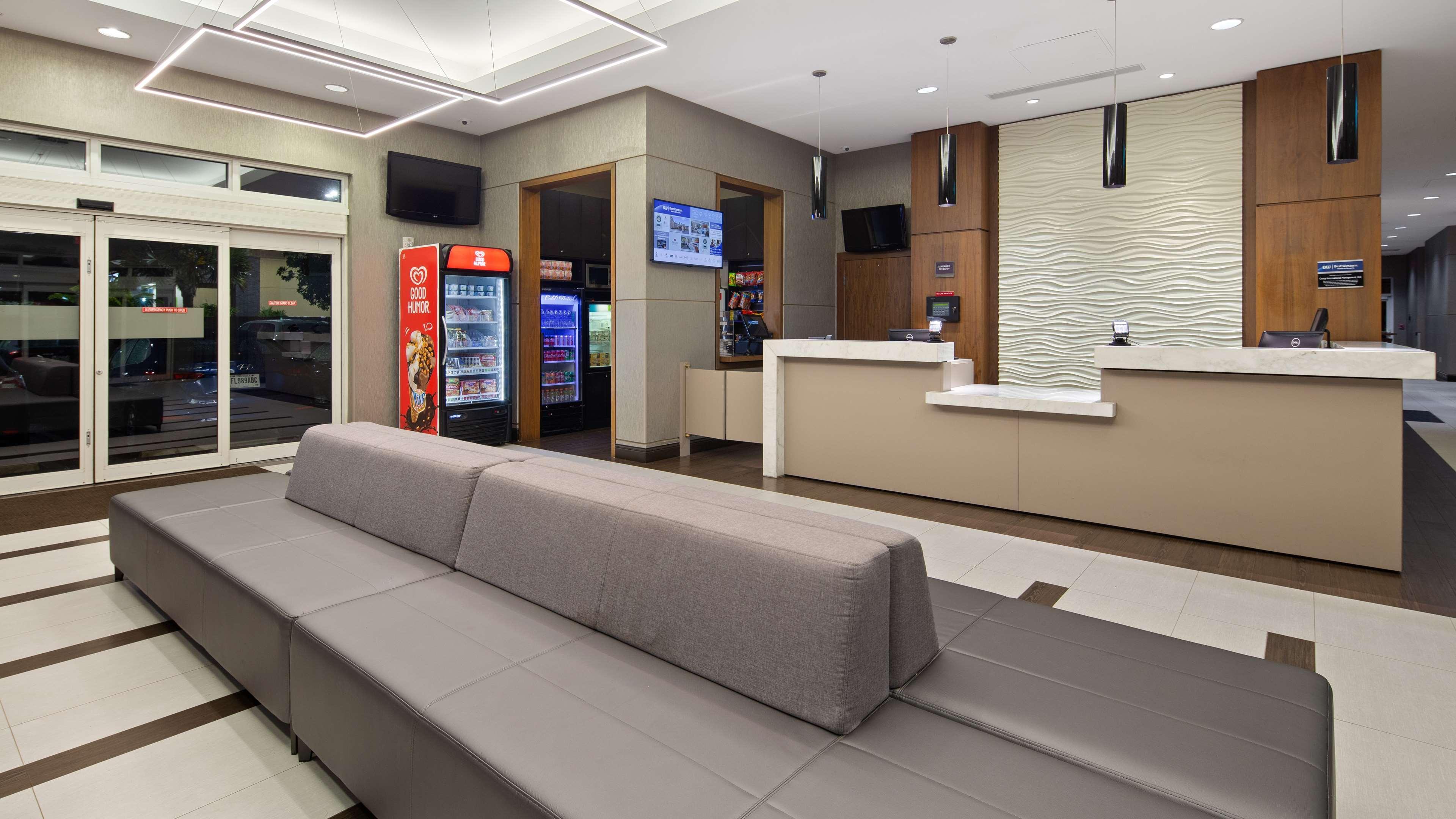 Best Western Plus Miami Intl Airport Hotel & Suites Coral Gables Bagian luar foto