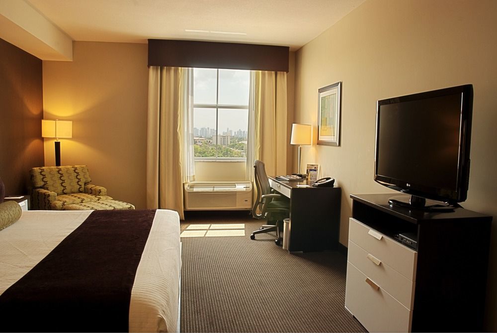 Best Western Plus Miami Intl Airport Hotel & Suites Coral Gables Ruang foto